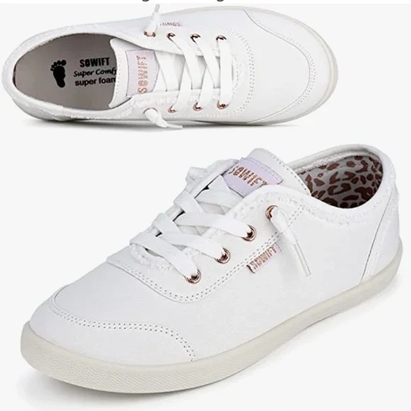 NEW IN BOX WHITE CANVAS SNEAKERS SIZE 7. - Picture 2 of 8
